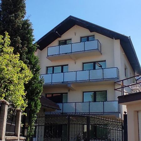 סראייבו Peaceful Vacation Villa & Garden מראה חיצוני תמונה