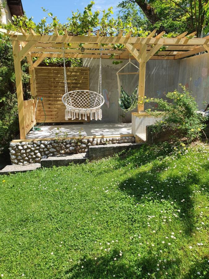 סראייבו Peaceful Vacation Villa & Garden מראה חיצוני תמונה