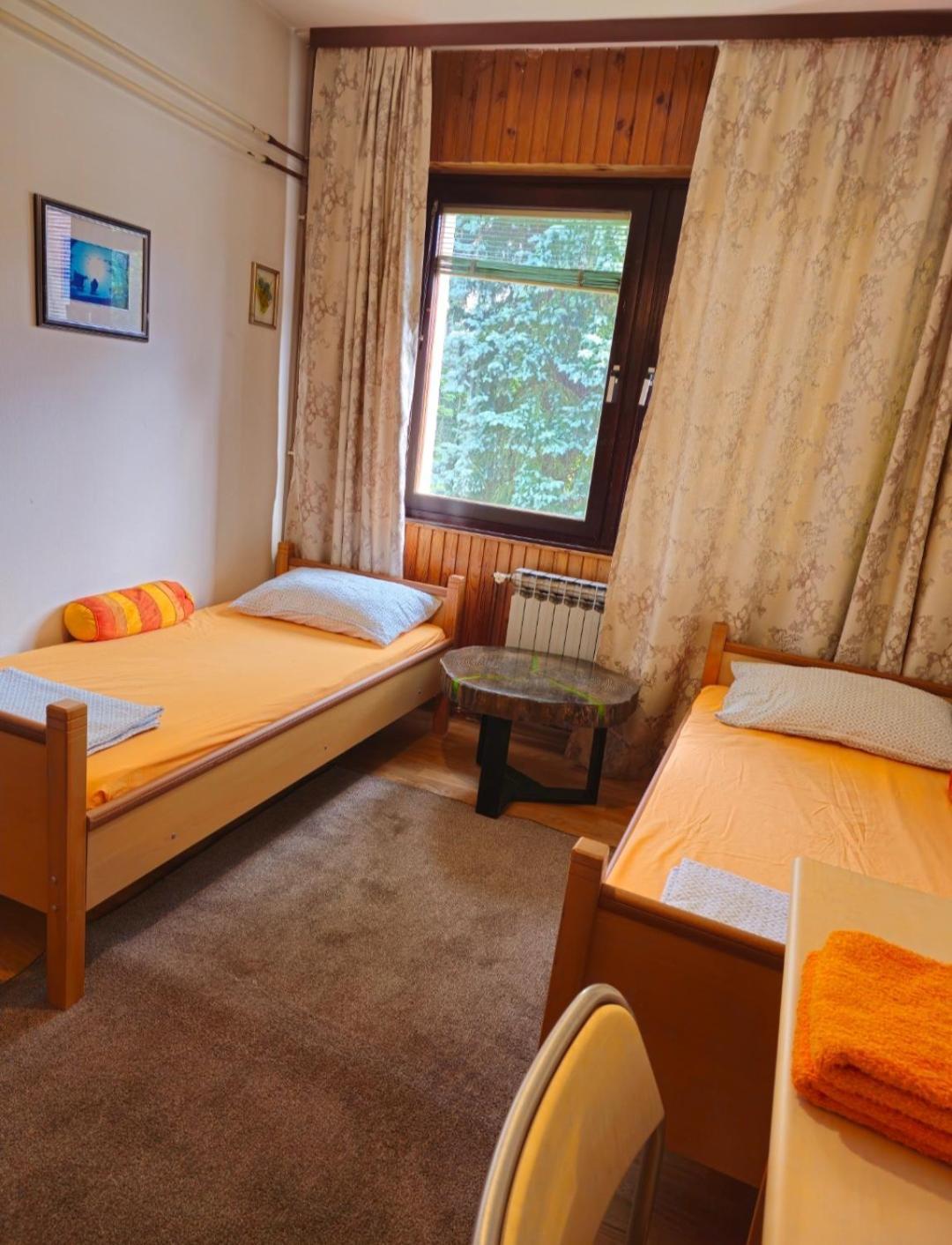 סראייבו Peaceful Vacation Villa & Garden מראה חיצוני תמונה