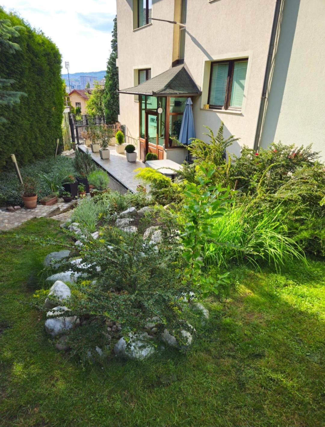 סראייבו Peaceful Vacation Villa & Garden מראה חיצוני תמונה