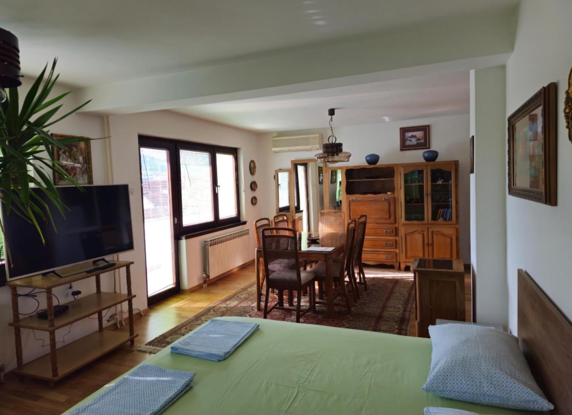 סראייבו Peaceful Vacation Villa & Garden מראה חיצוני תמונה
