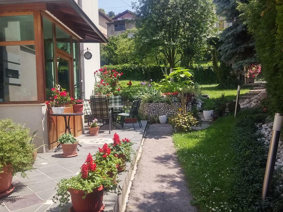 סראייבו Peaceful Vacation Villa & Garden מראה חיצוני תמונה