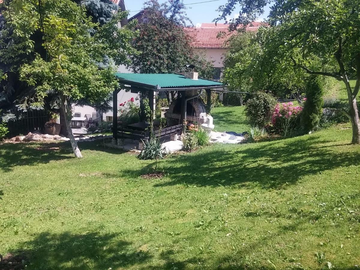 סראייבו Peaceful Vacation Villa & Garden מראה חיצוני תמונה